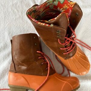 London Fog Women's Orange and Brown Lace-Up Boots